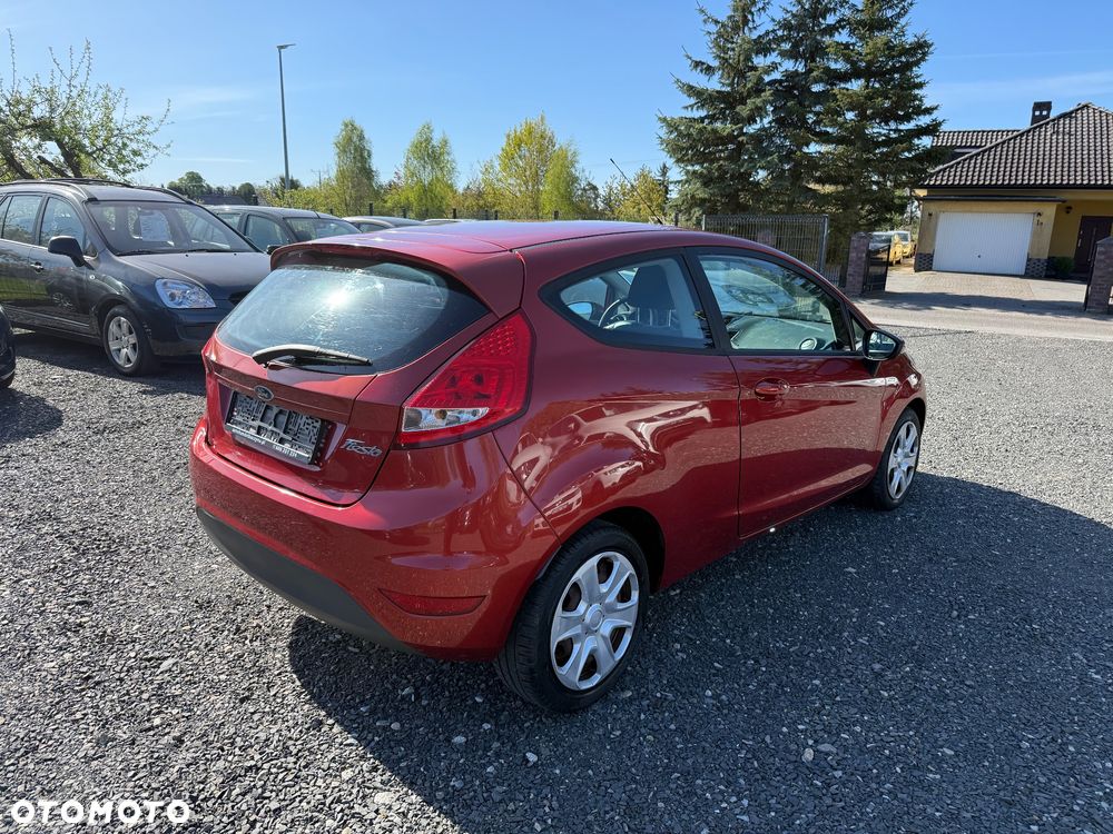 Ford Fiesta 1.4 Autom Ghia - 7