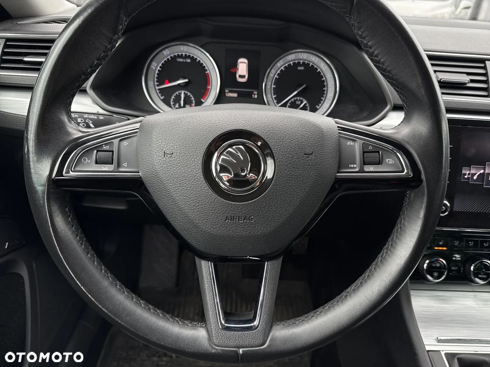 Skoda Superb 1.5 TSI ACT Ambition - 17