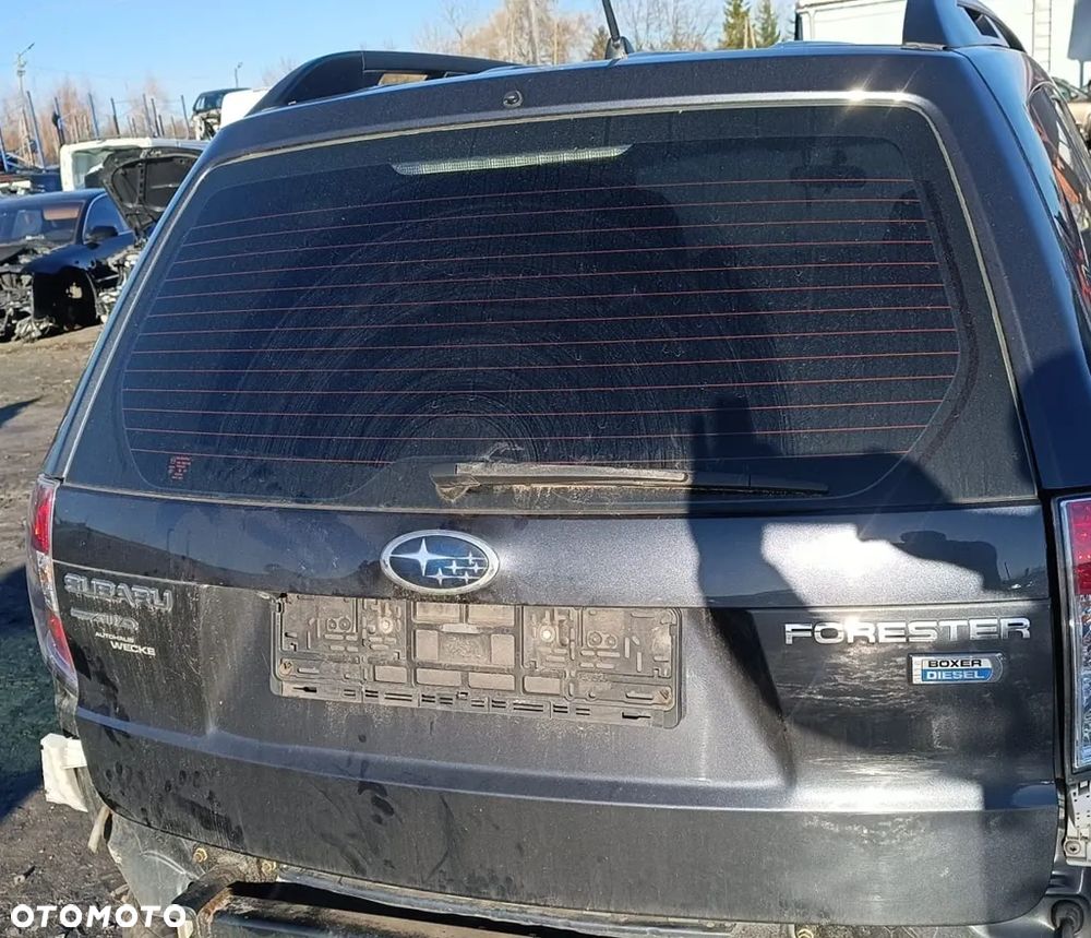 SUBARU FORESTER III 12r KLAPA BAGAŻNIKA SZYBA TYŁ KOMPLETNA 61K - 1