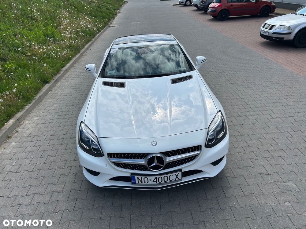 Mercedes-Benz SLC 300 9G-TRONIC - 8