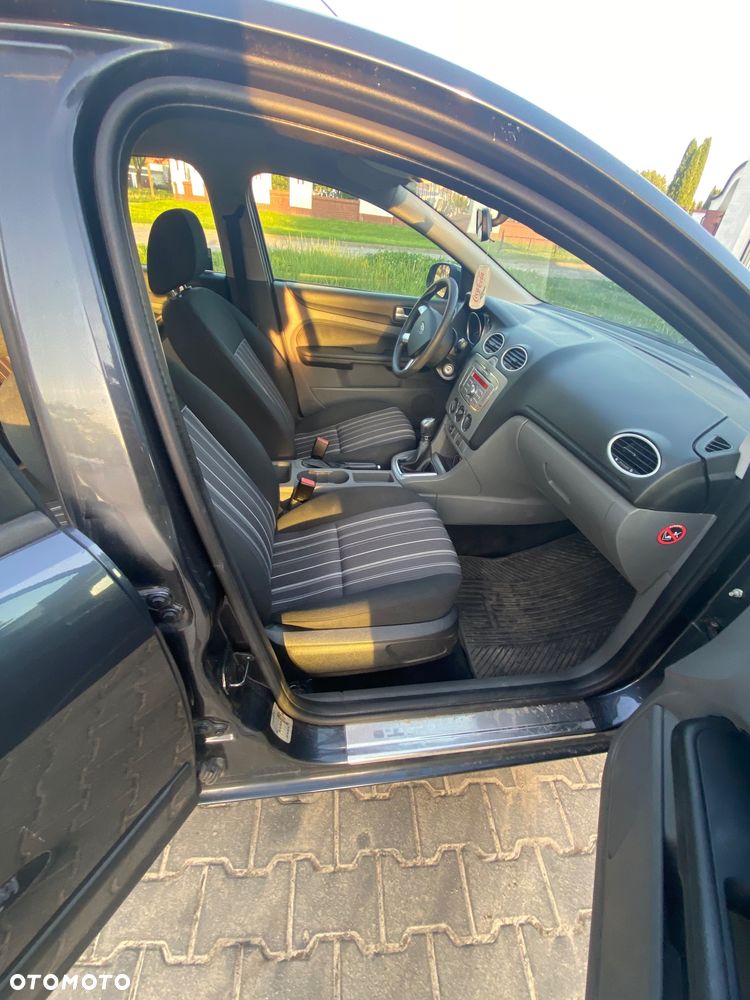 Ford Focus 1.6 Amber X - 10