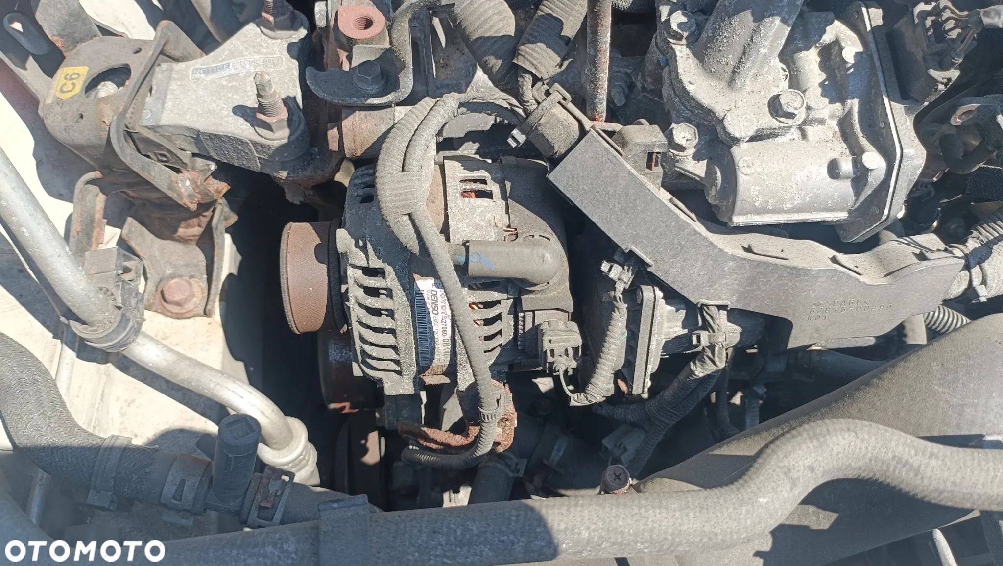 TOYOTA COROLLA E16 YARIS II AURIS II 1,4 D4D 90KM alternator 27060-0N140 * - 1