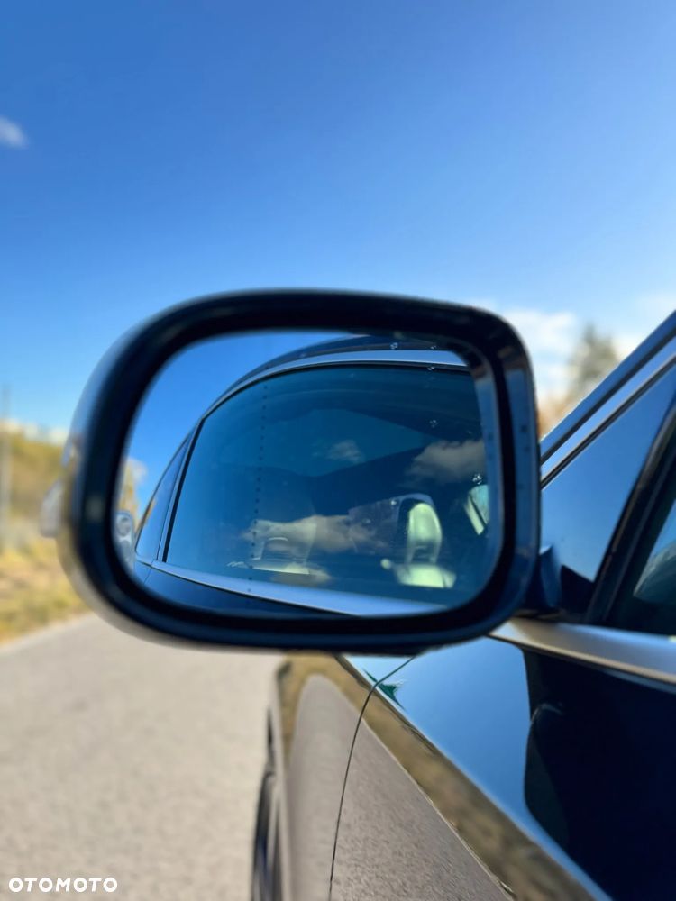 Volvo V40 D4 Drive-E R-Design Kinetic - 17