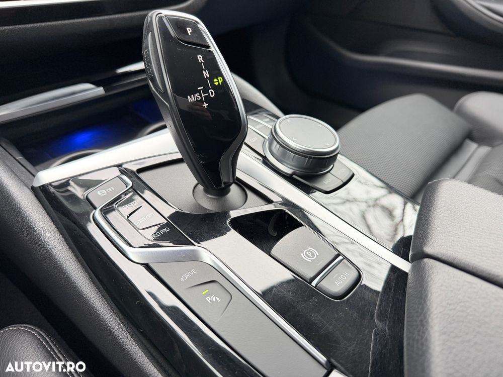 BMW Seria 5 530e AT PHEV - 24