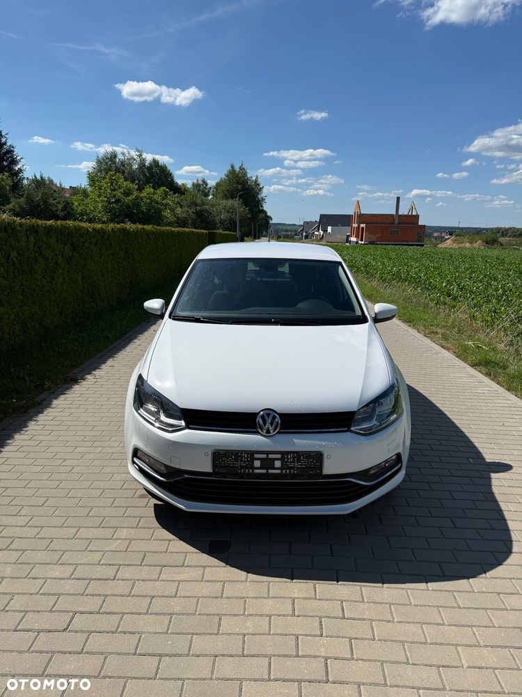 Volkswagen Polo 1.4 TDI Blue Motion Technology Allstar - 9