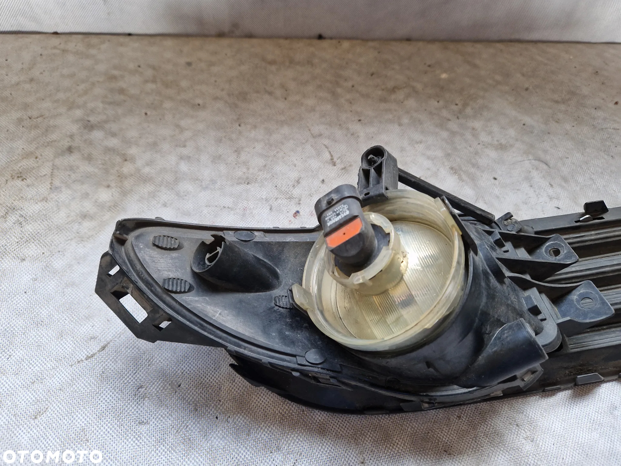 Opel Insignia A Kratka Zderzaka Prawa Halogen Prawy - 6