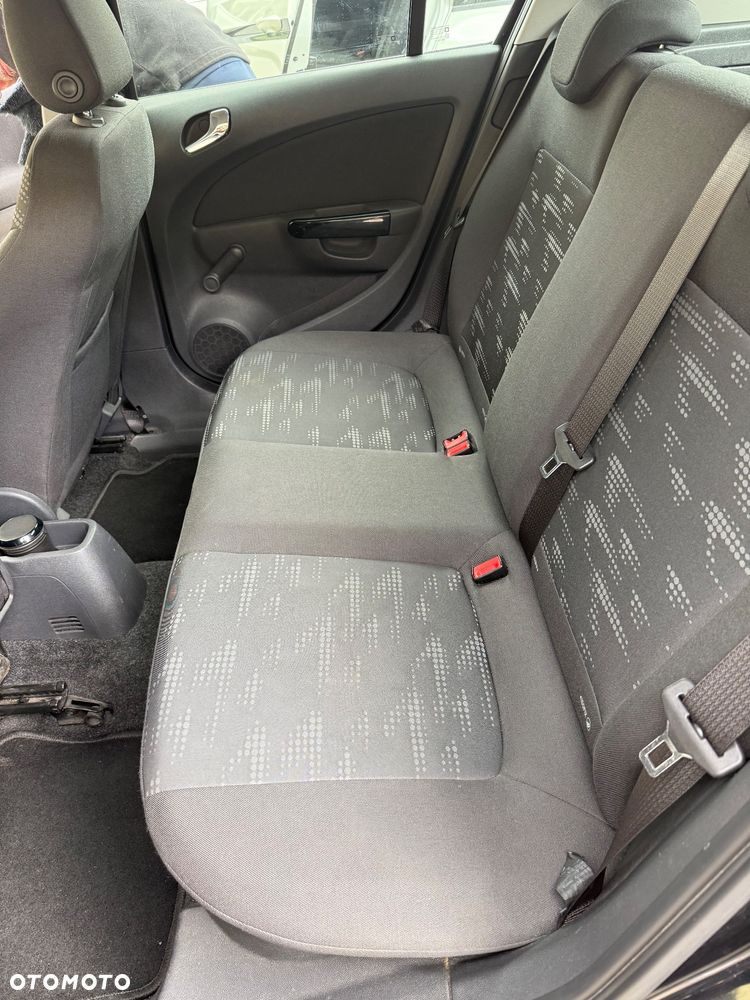 Opel Corsa 1.4 16V Satellite - 15