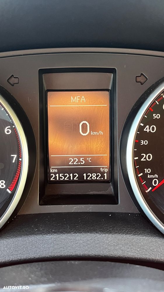 Volkswagen Golf 2.0 GTI DSG - 8