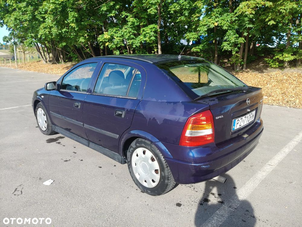 Opel Astra - 3