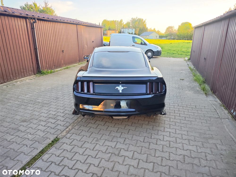 Ford Mustang 3.7 V6 - 3