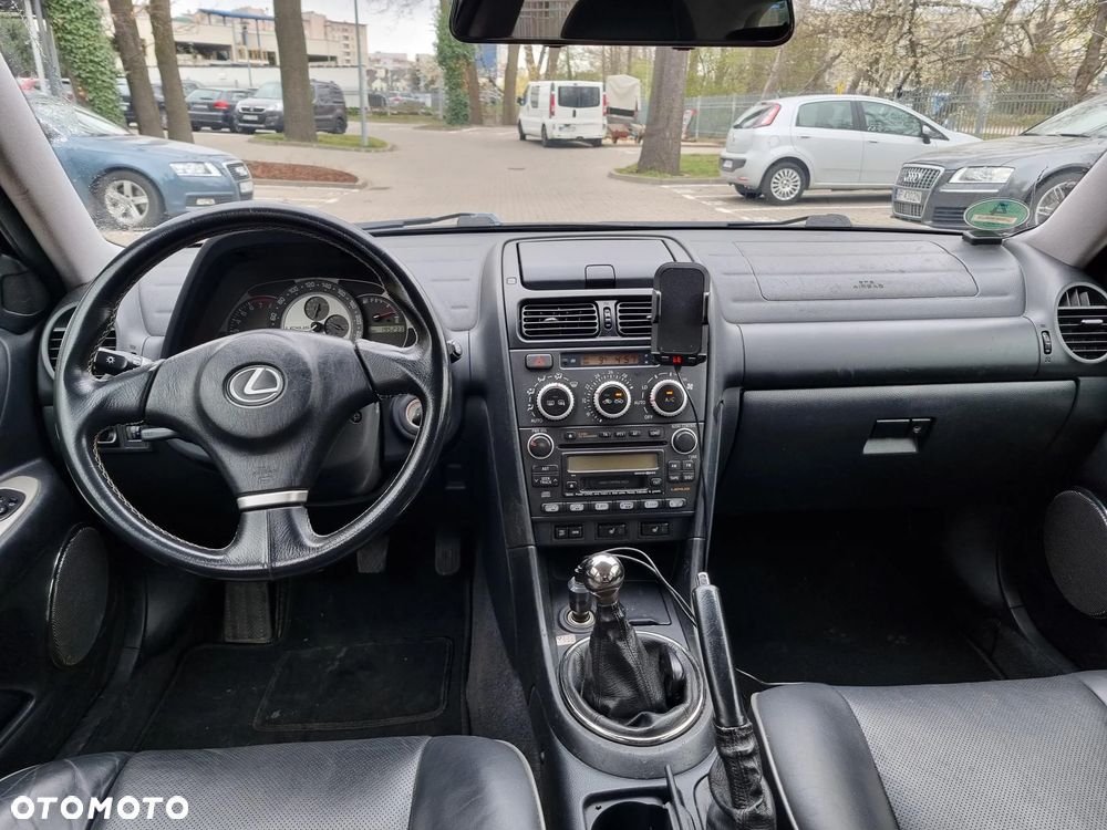 Lexus IS 200 SportCross Limited - 7