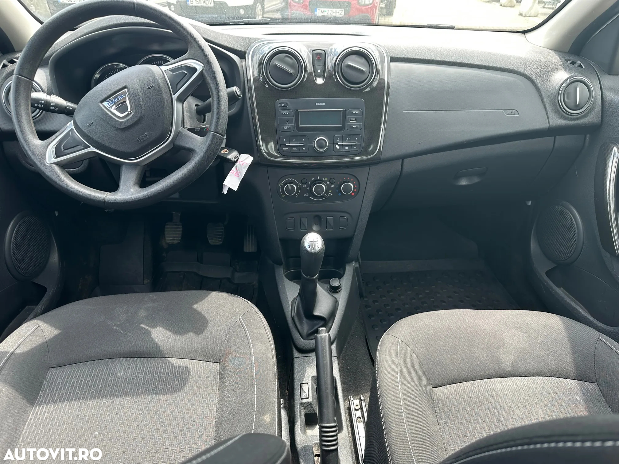 Dacia Logan - 8