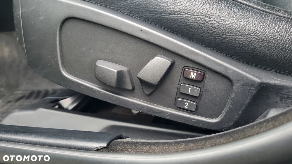 BMW Seria 5 535d - 23
