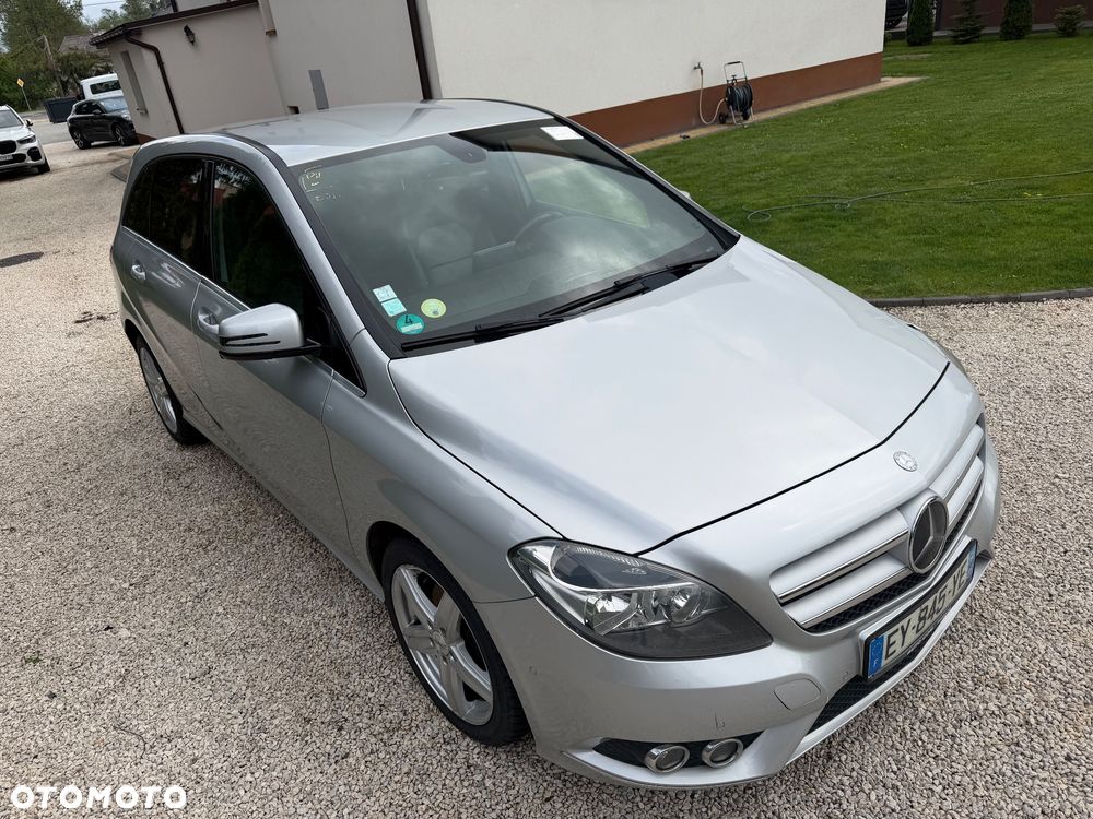 Mercedes-Benz Klasa B 180 d 7G-DCT Edition - 20