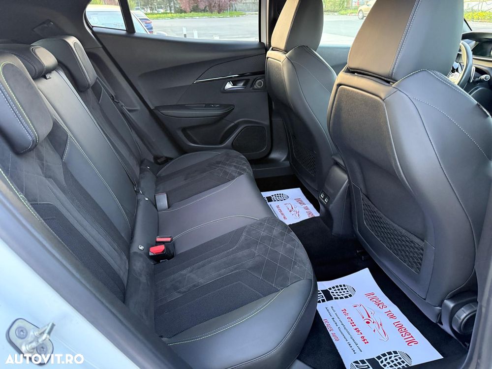 Peugeot 2008 PureTech 130 EAT8 GT Pack - 26