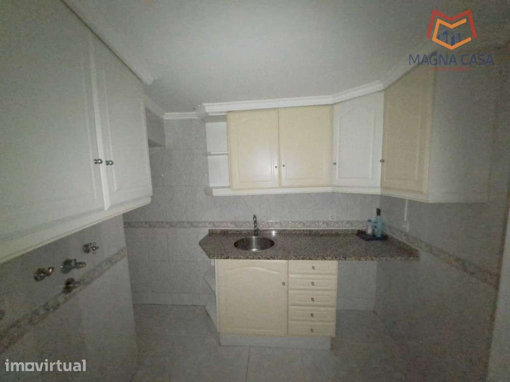 Apartamento T2 (3 assoalhadas) para venda em Lisboa - Grande imagem: 3/38