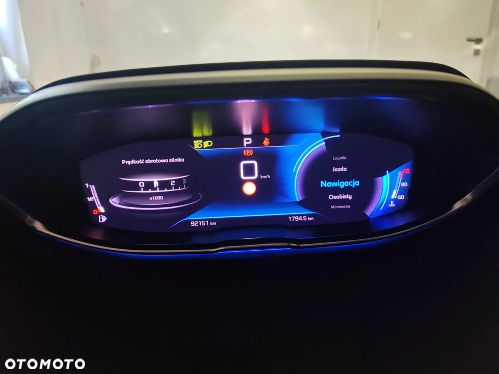 Peugeot 3008 1.2 PureTech Allure Pack S&S EAT8 - 25