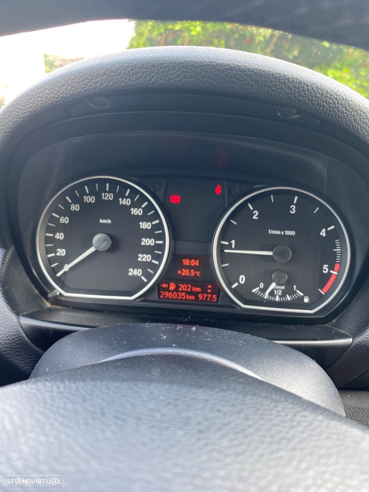 BMW 118 d - 1