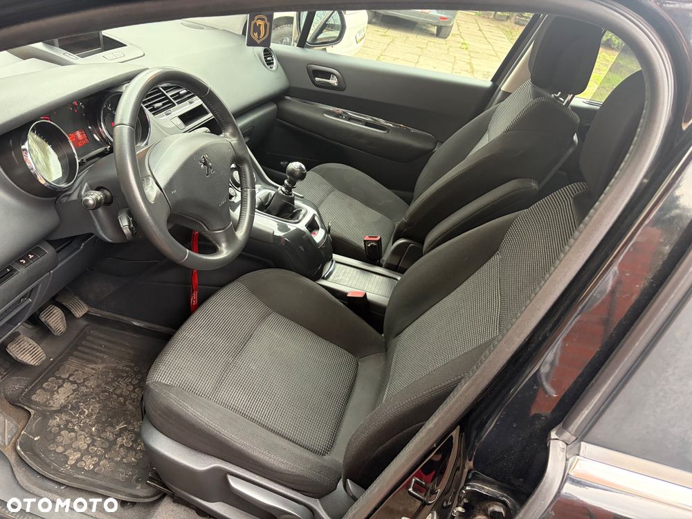 Peugeot 5008 - 4