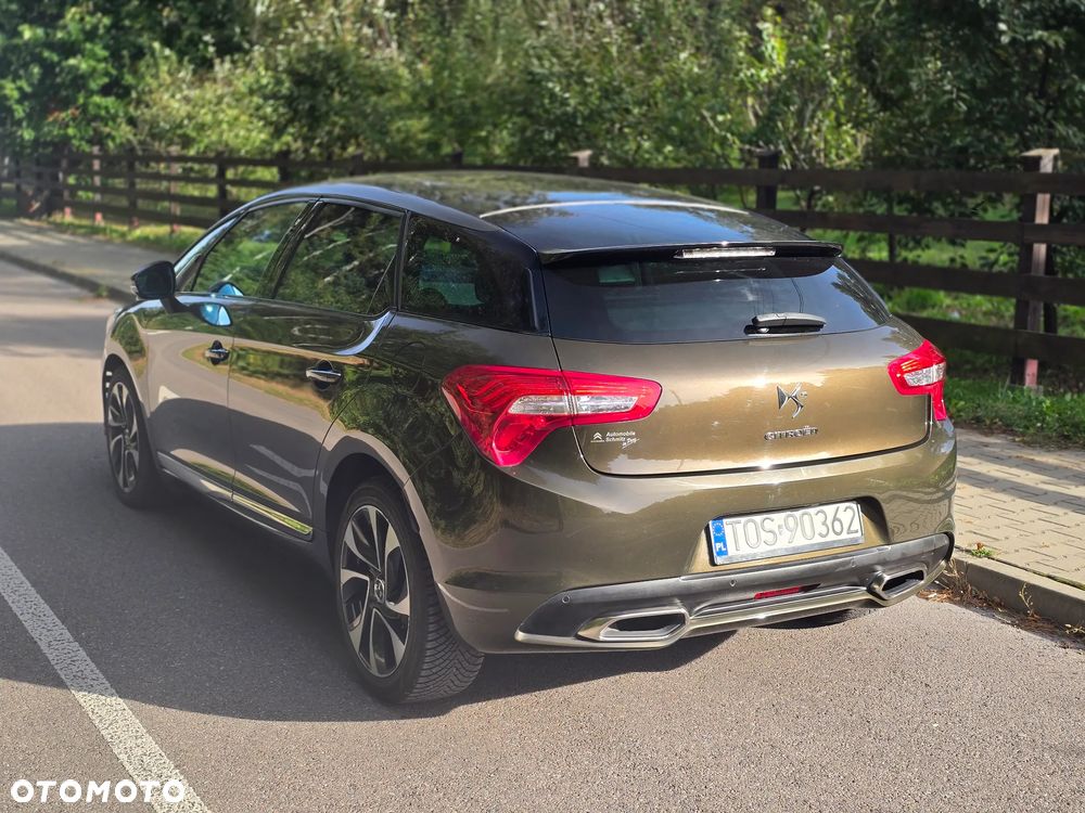 Citroën DS5 THP 155 SoChic - 16