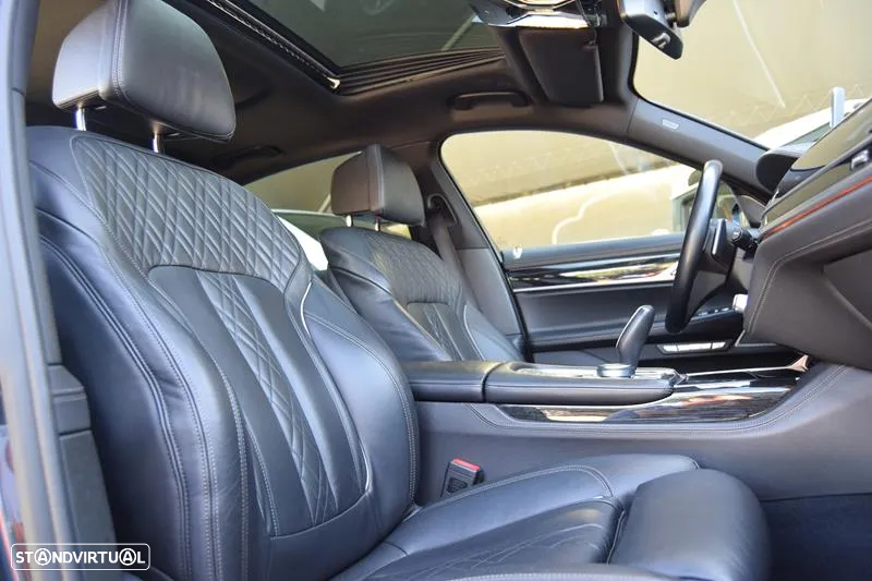 BMW 730 d Pack M - 43