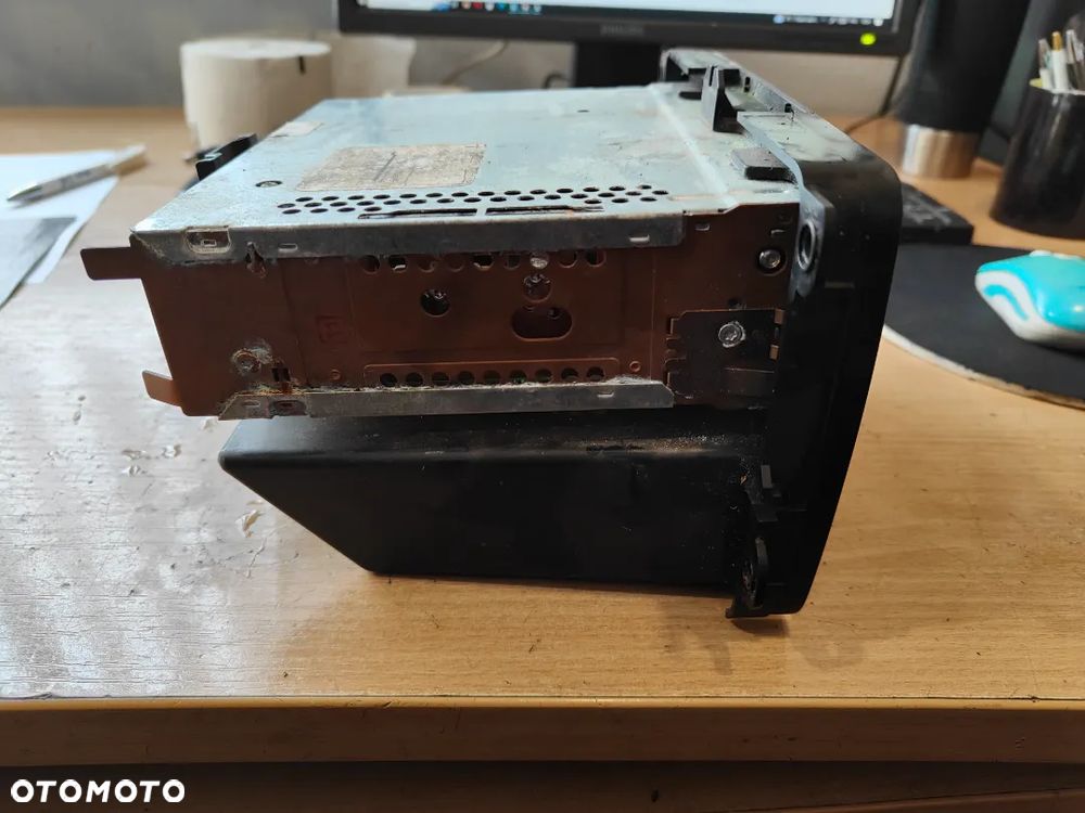 Radio fabryczne Volkswagen Caddy III 2K0035156 - 3