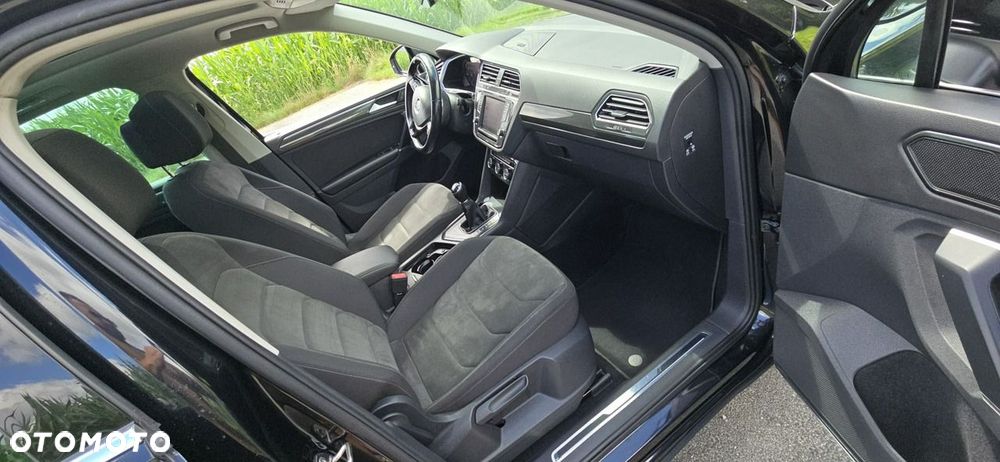 Volkswagen Tiguan - 20