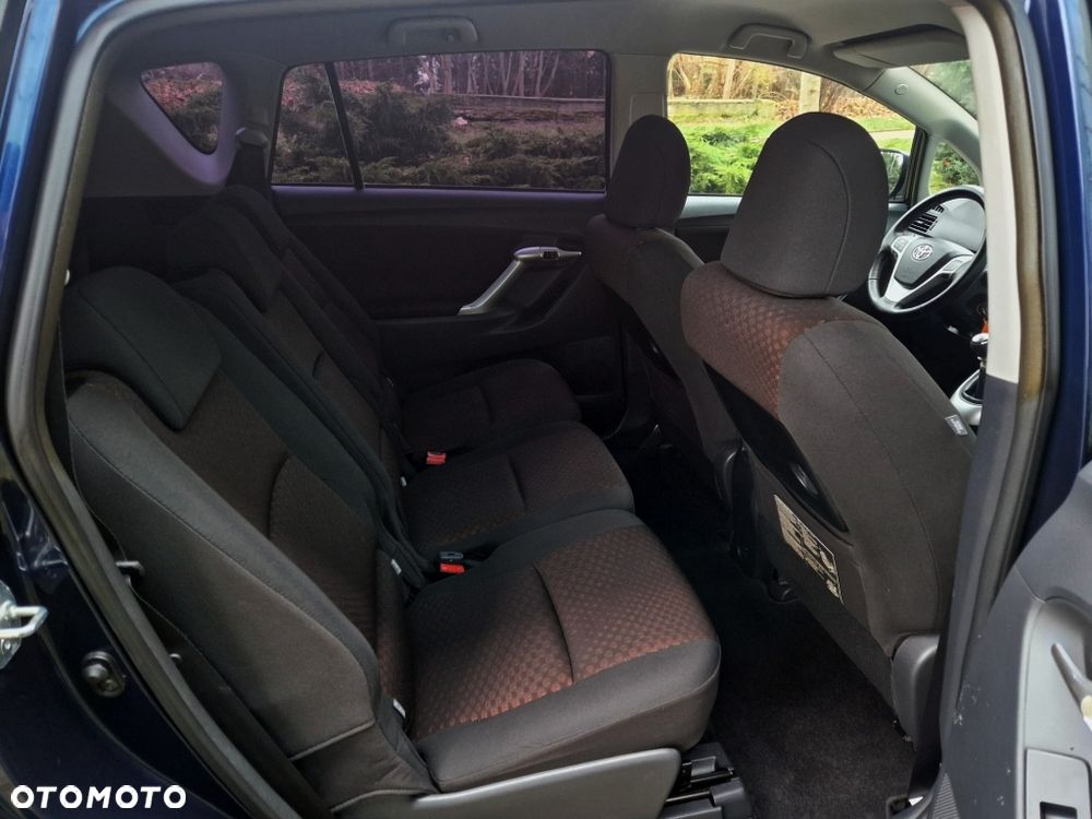 Toyota Verso 2.0 D-4D Edition - 17