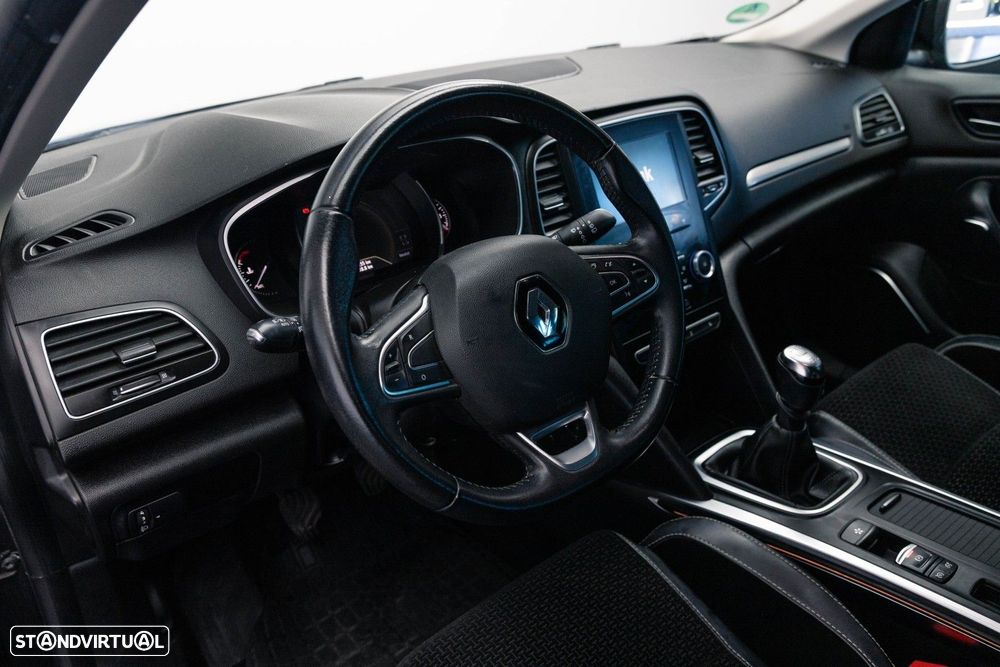 Renault Mégane Sport Tourer 1.2 TCE Dynamique S SS - 23