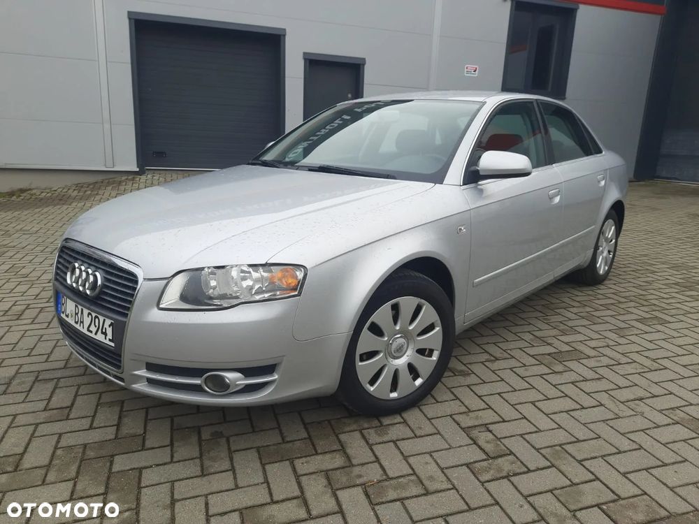 Audi A4 - 1