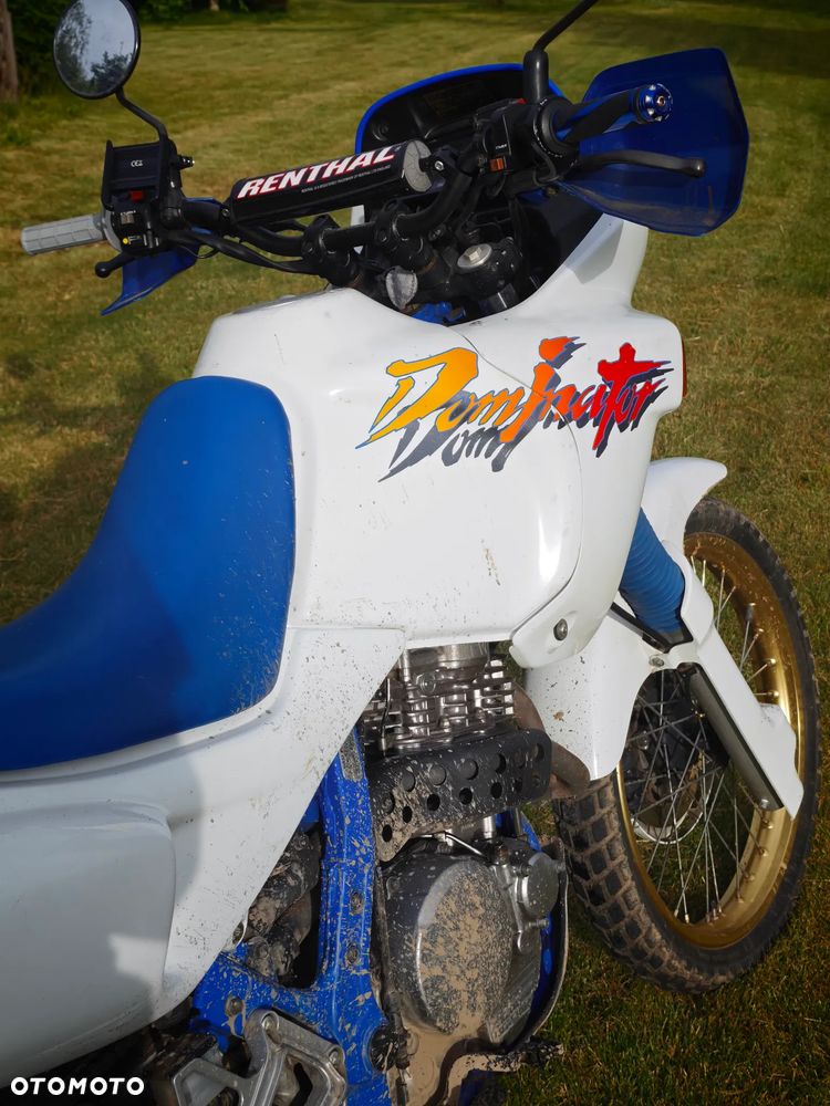 Honda NX - 8