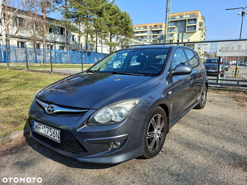 Hyundai i30 1.4 Comfort EU5 - 6
