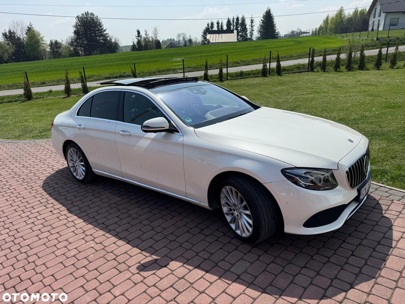 Mercedes-Benz Klasa E 200 d T 9G-TRONIC Avantgarde - 13
