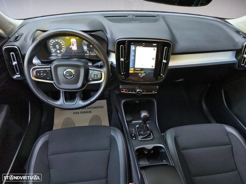 Volvo XC 40 2.0 D3 Momentum Plus - 11