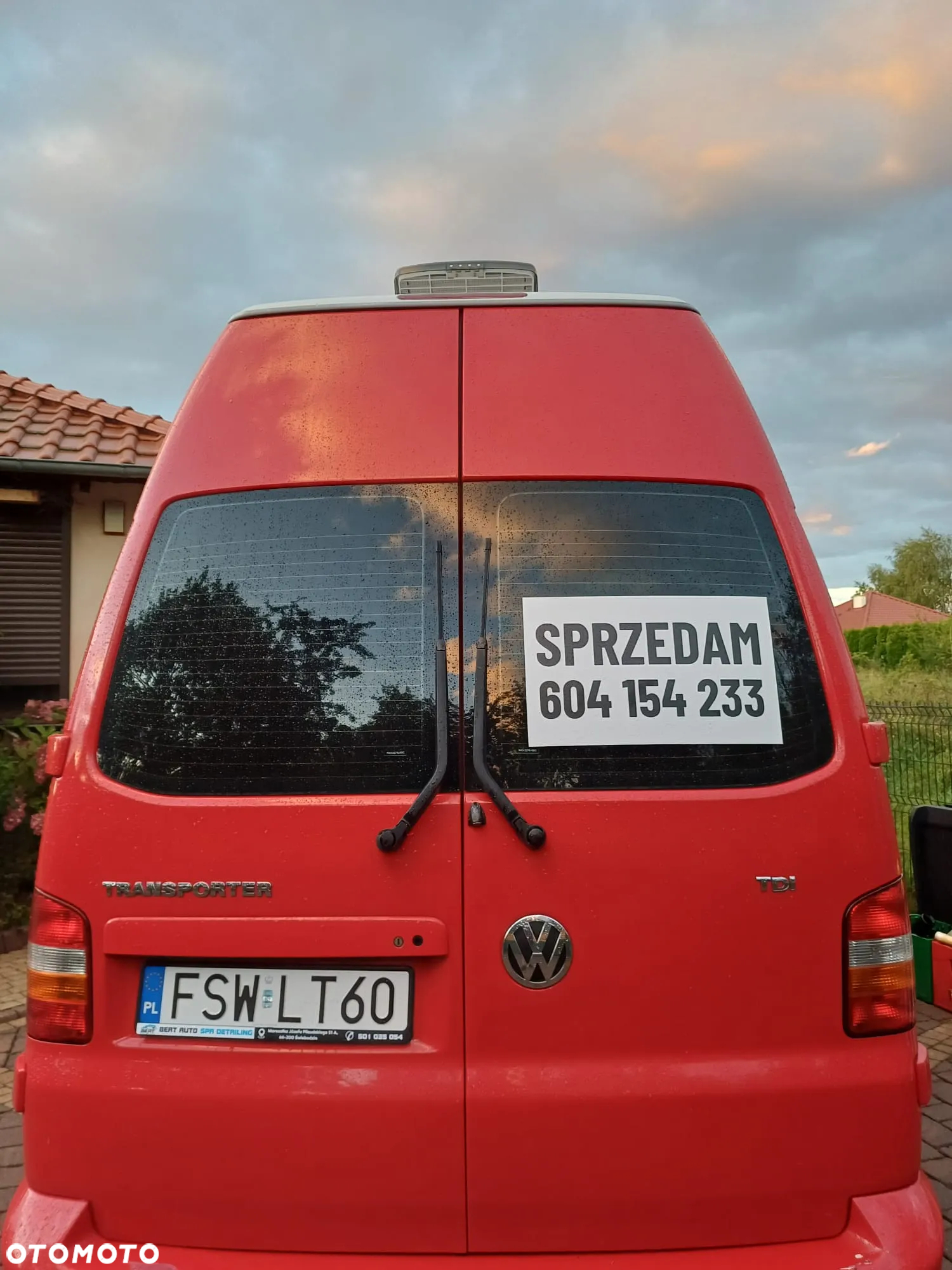 Volkswagen Transporter - 9