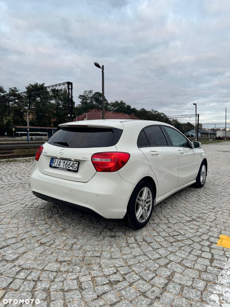 Mercedes-Benz Klasa A 180 d 7G-DCT - 6