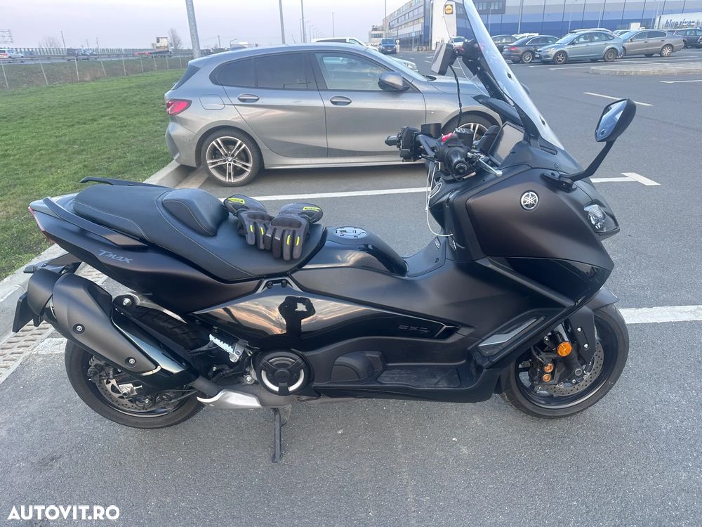 Yamaha TMAX 560 - 7