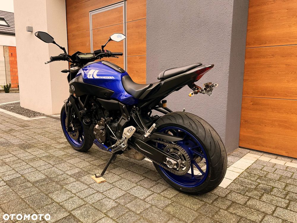 Yamaha MT - 6