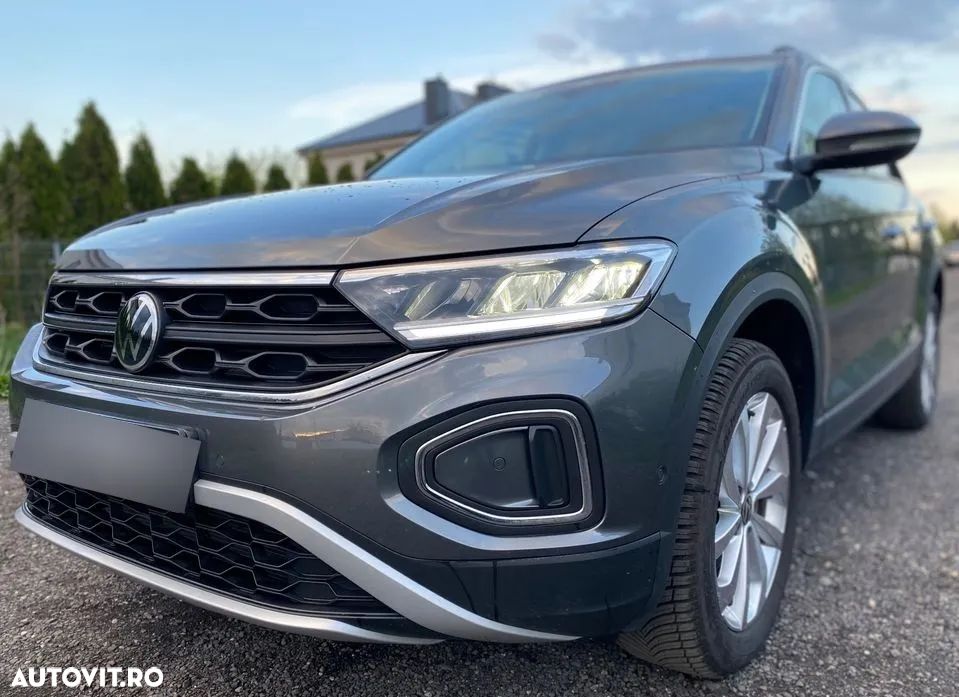 Volkswagen T-ROC 1.5 TSI OPF DSG Life - 1