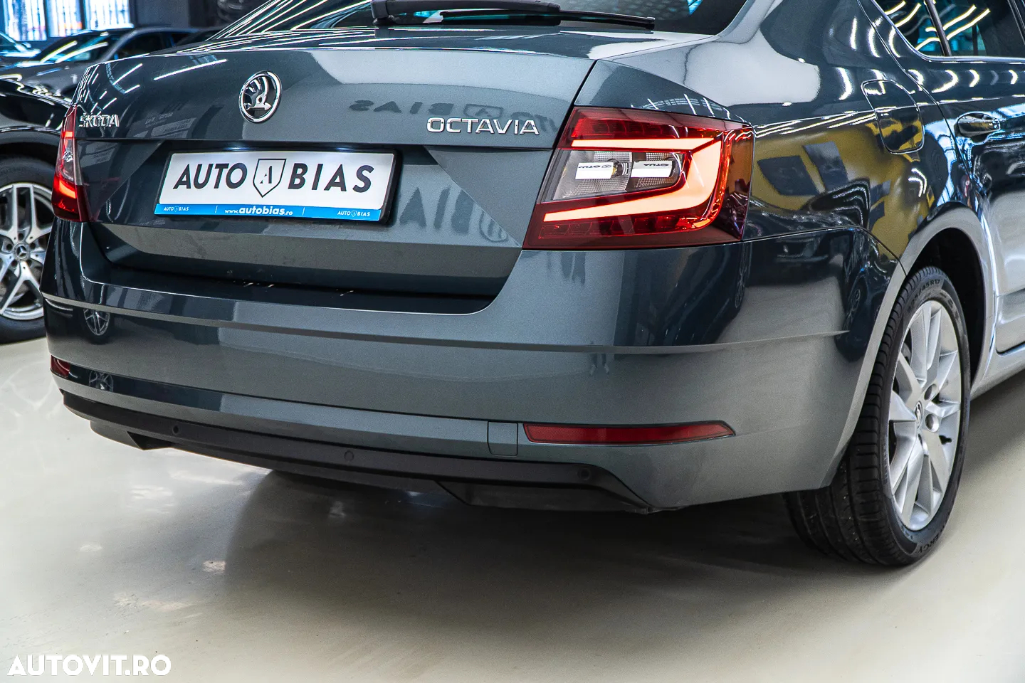 Skoda Octavia 2.0 TDI DSG Style - 13