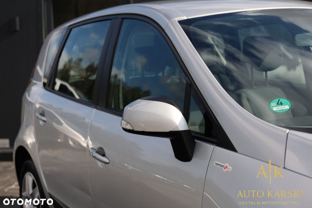Renault Scenic - 11