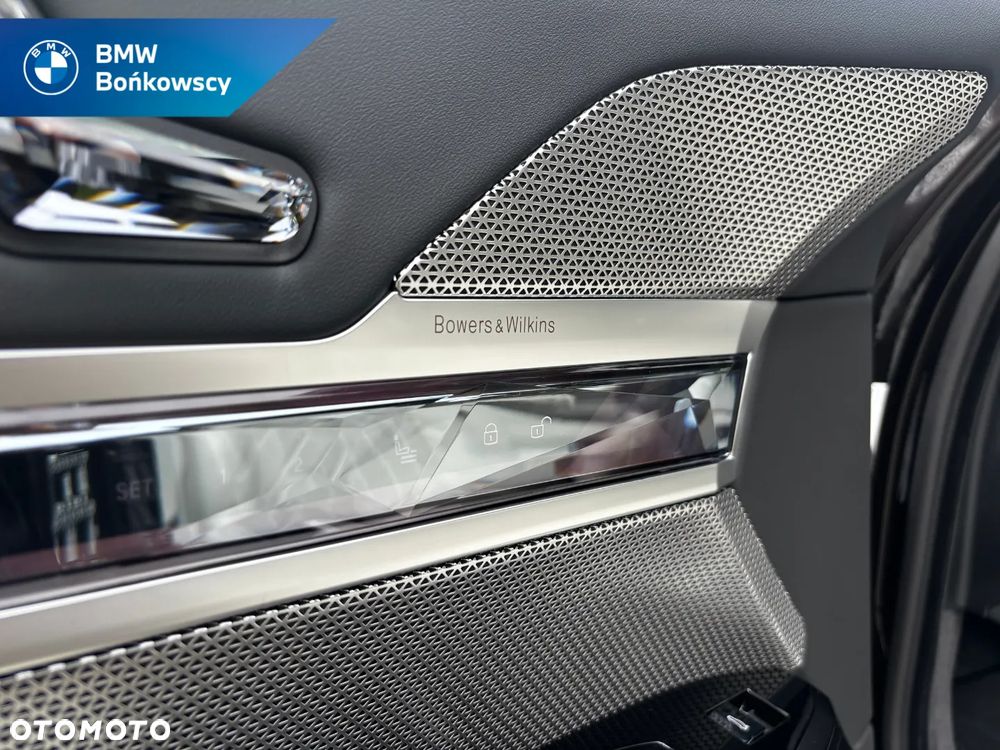 BMW Seria 7 740d xDrive mHEV Nero Lusso Edition sport - 14
