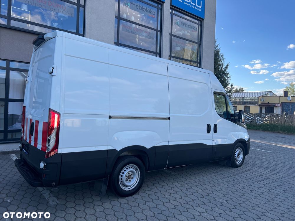 Iveco DAILY 35s18 L3H2 - 5