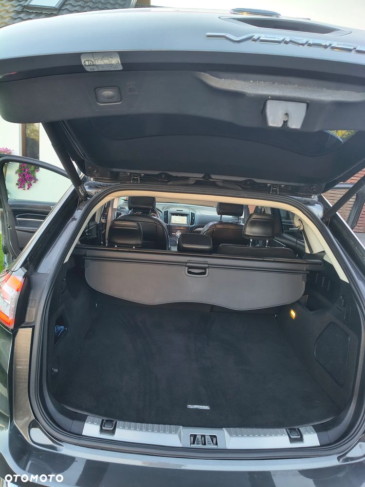 Ford Edge - 13