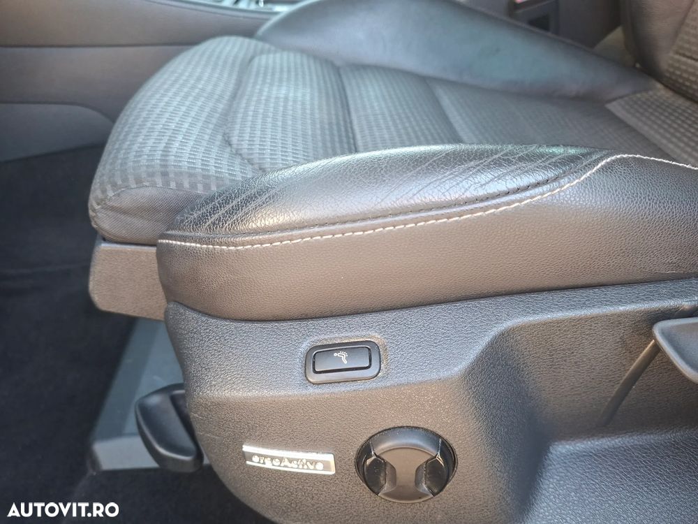 Volkswagen Golf 2.0 TDI (BlueMotion Technology) Highline - 7