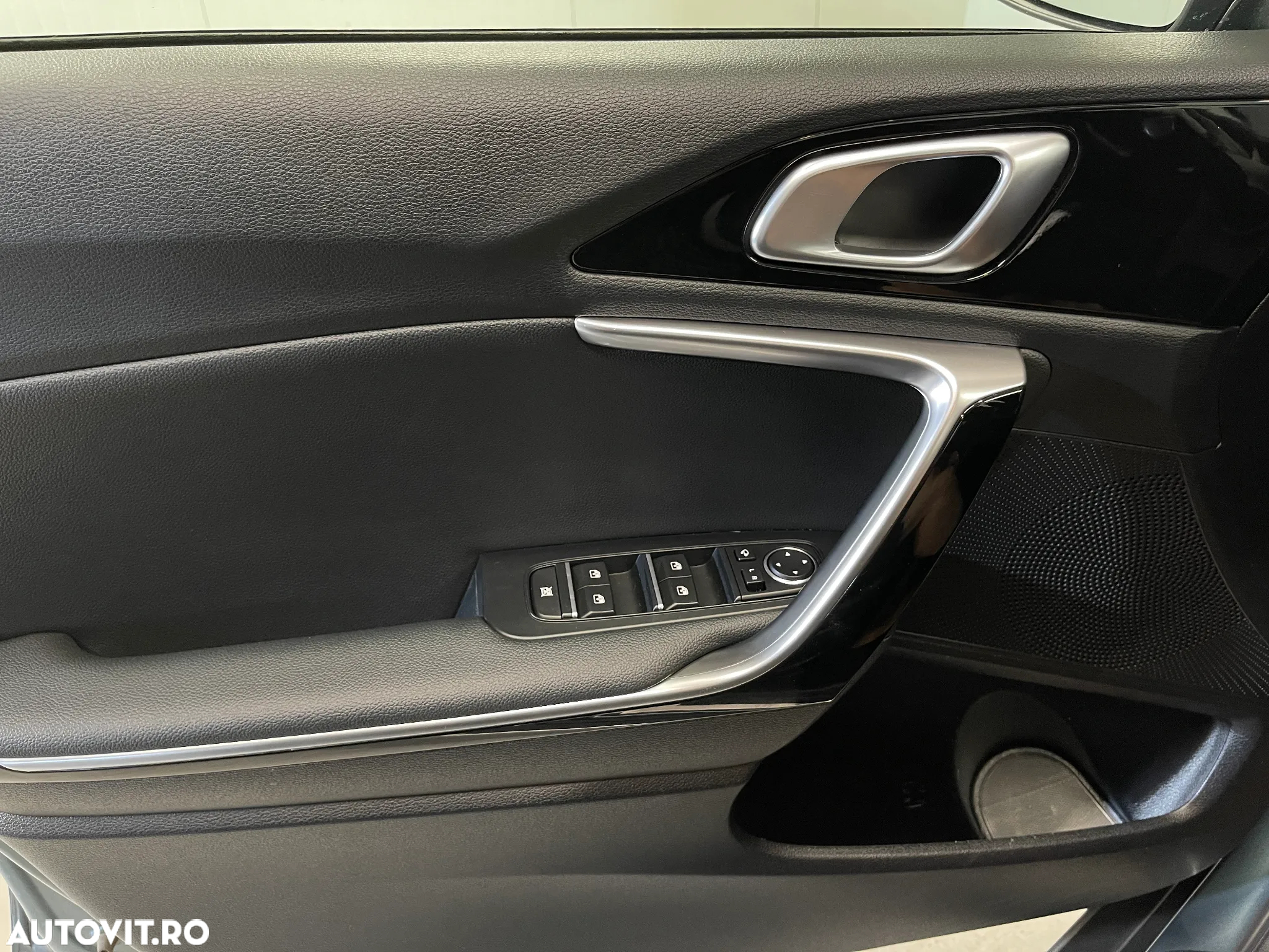 Kia XCeed 1.6 GDI 6DCT PHEV Vision - 26