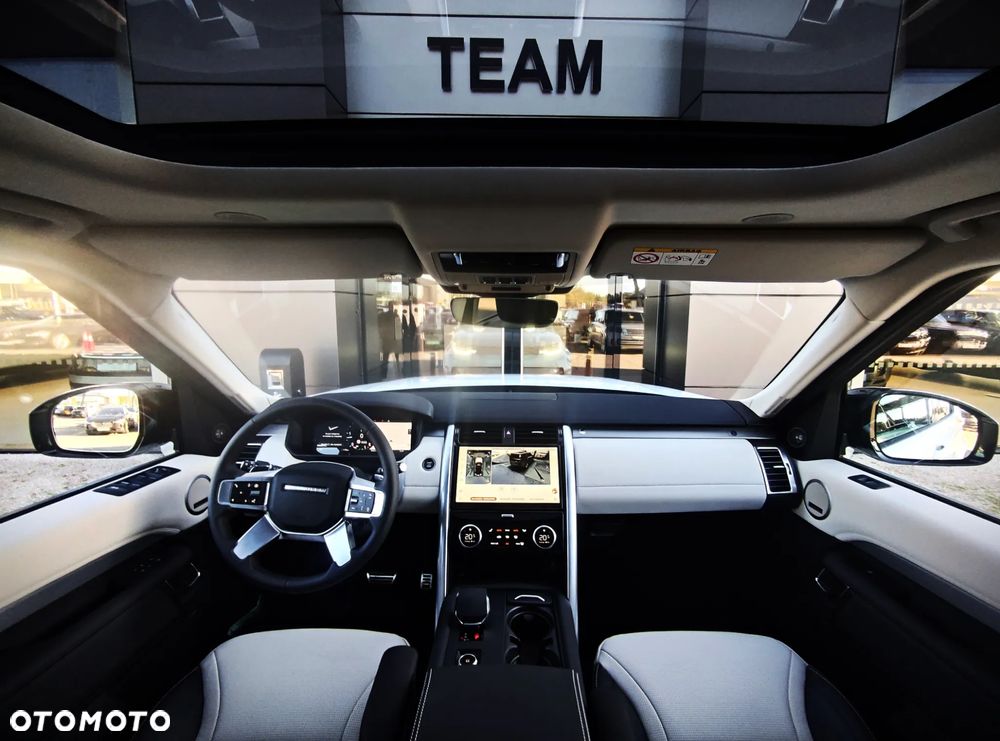 Land Rover Discovery - 16