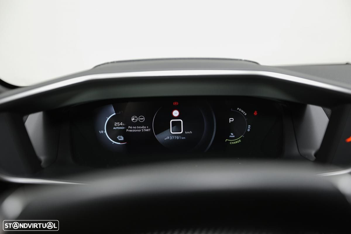 Peugeot e-208 50 kWh GT - 24
