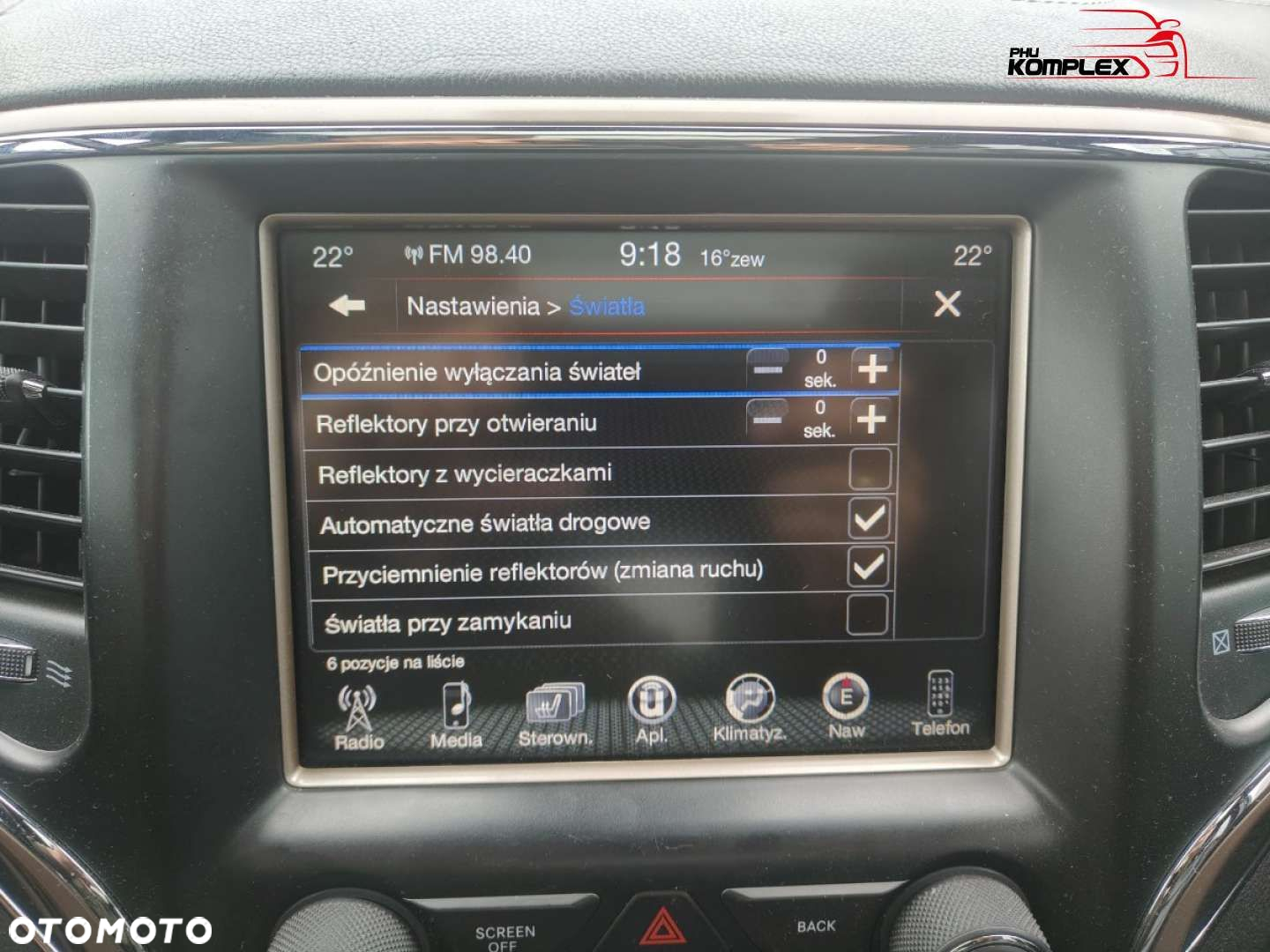Jeep Grand Cherokee - 23