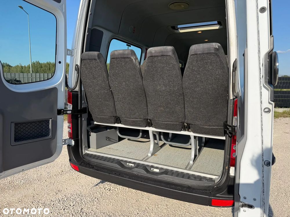 Mercedes-Benz Sprinter 513 - 30